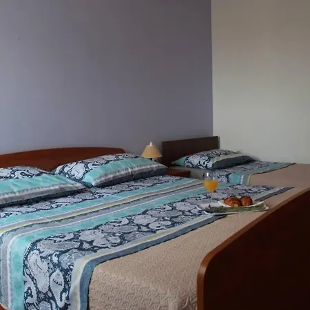Magnolija Apartment Lukoran